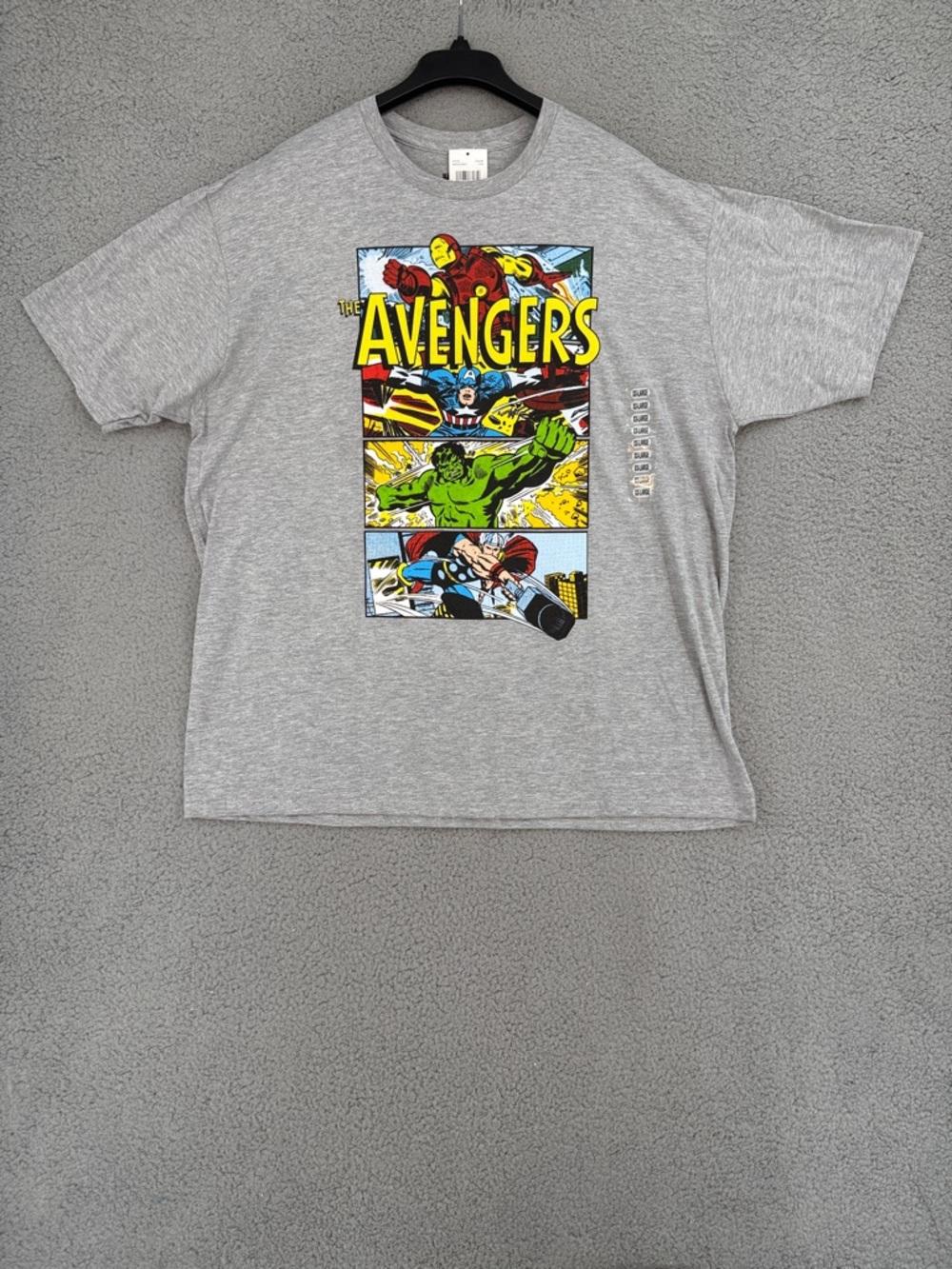 Avengers Marvel men’s 2XL short sleeve t-shirt Heather Gray Graphic Tee Pullover